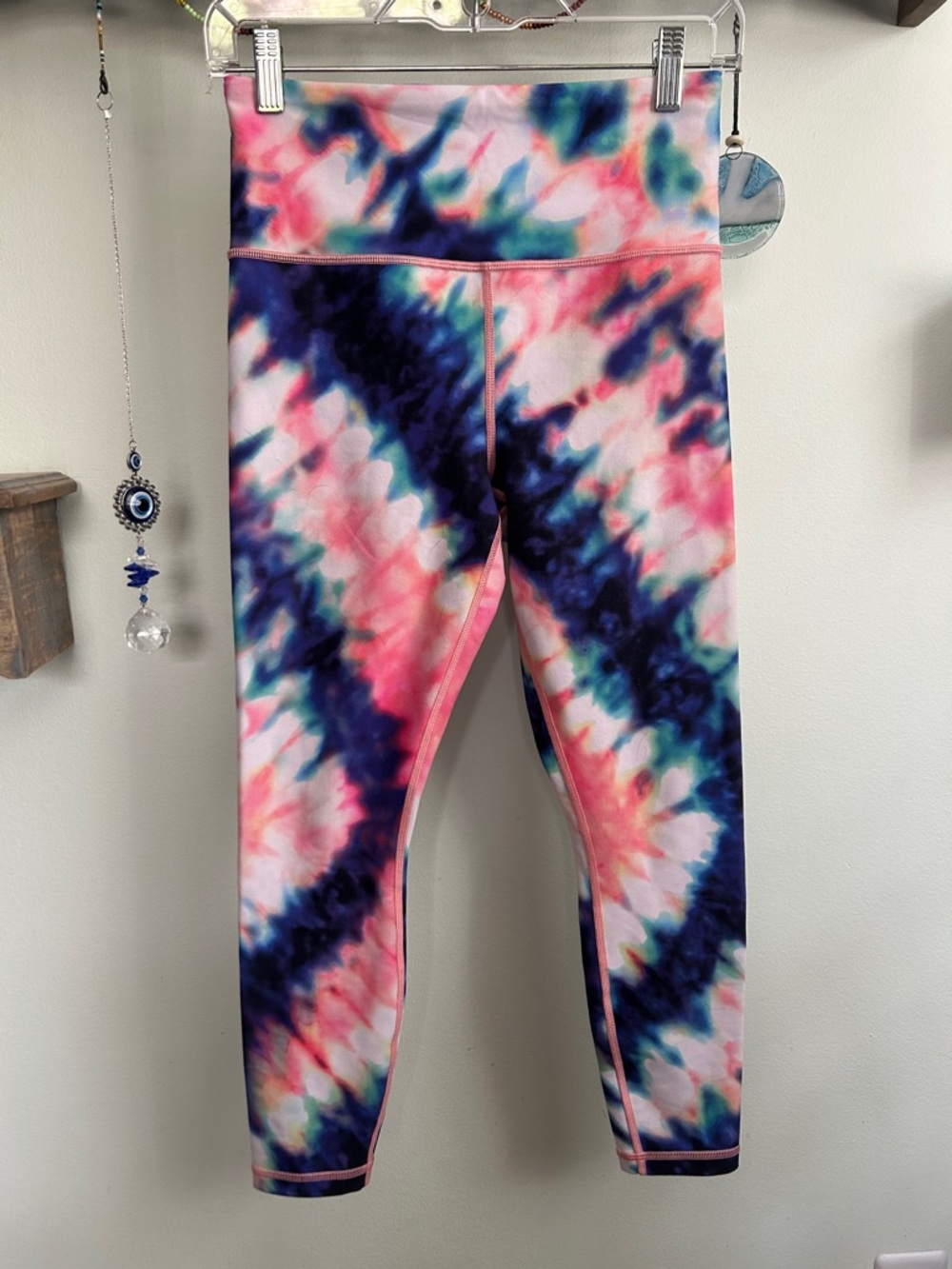 Athleta tie dye 7/8 tight - Pink & Blue